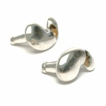 three quarter view of ear trumpet