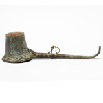 overall view of ear trumpet