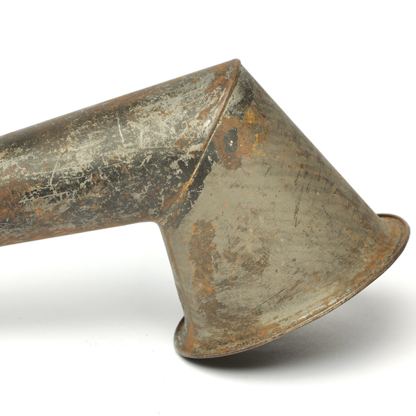 picture shows one piece ear trumpet @ EarTrumpets.com