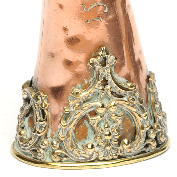 picture shows one piece ear trumpet @ EarTrumpets.com