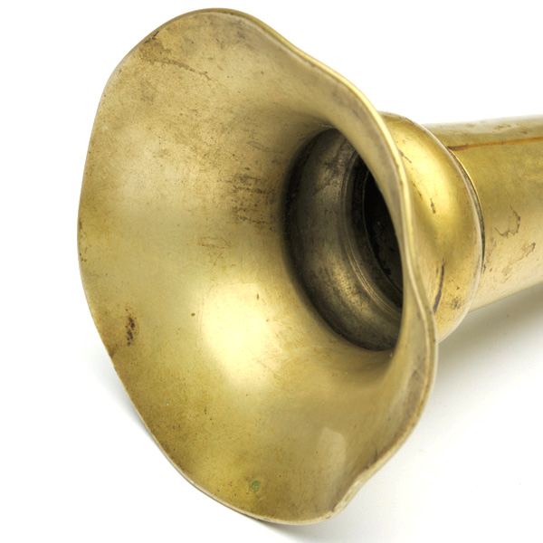 picture shows one piece ear trumpet @ EarTrumpets.com
