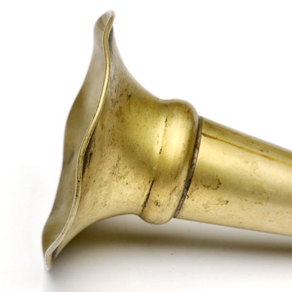 picture shows one piece ear trumpet @ EarTrumpets.com
