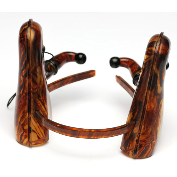picture shows auricle ear trumpet @ EarTrumpets.com