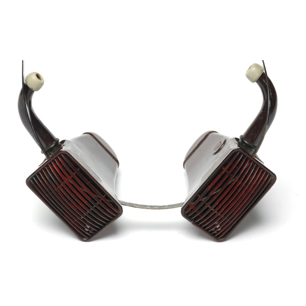 picture shows auricle ear trumpet @ EarTrumpets.com