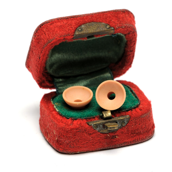 picture shows ear tube ear trumpet @ EarTrumpets.com