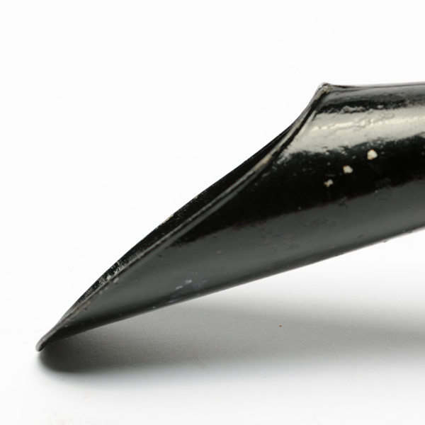 picture shows one piece ear trumpet @ EarTrumpets.com