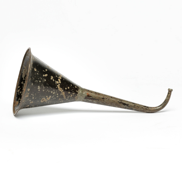 picture shows one piece ear trumpet @ EarTrumpets.com