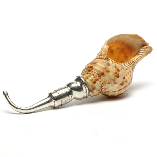 picture shows one piece ear trumpet @ EarTrumpets.com
