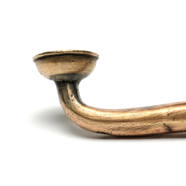 picture shows one piece ear trumpet @ EarTrumpets.com