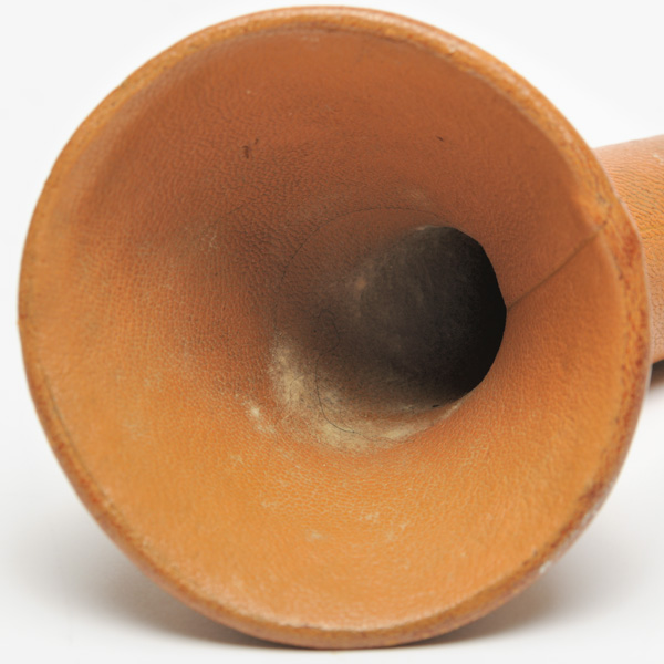 picture shows one piece ear trumpet @ EarTrumpets.com