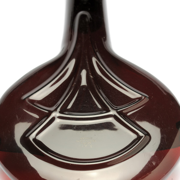 picture shows miss greene ear trumpet @ EarTrumpets.com