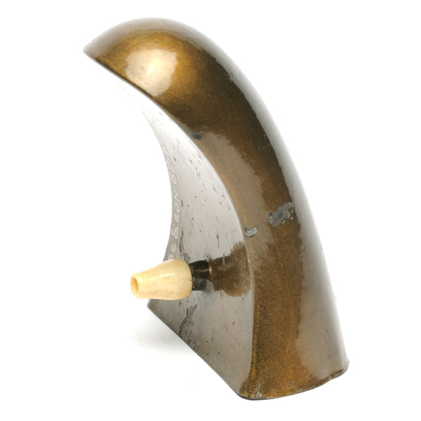 picture shows auricle ear trumpet @ EarTrumpets.com